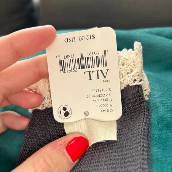 NWT Free People Beloved Waffle Knit Ankle Socks Gray Grey 1 Pair - Picture 3 of 12